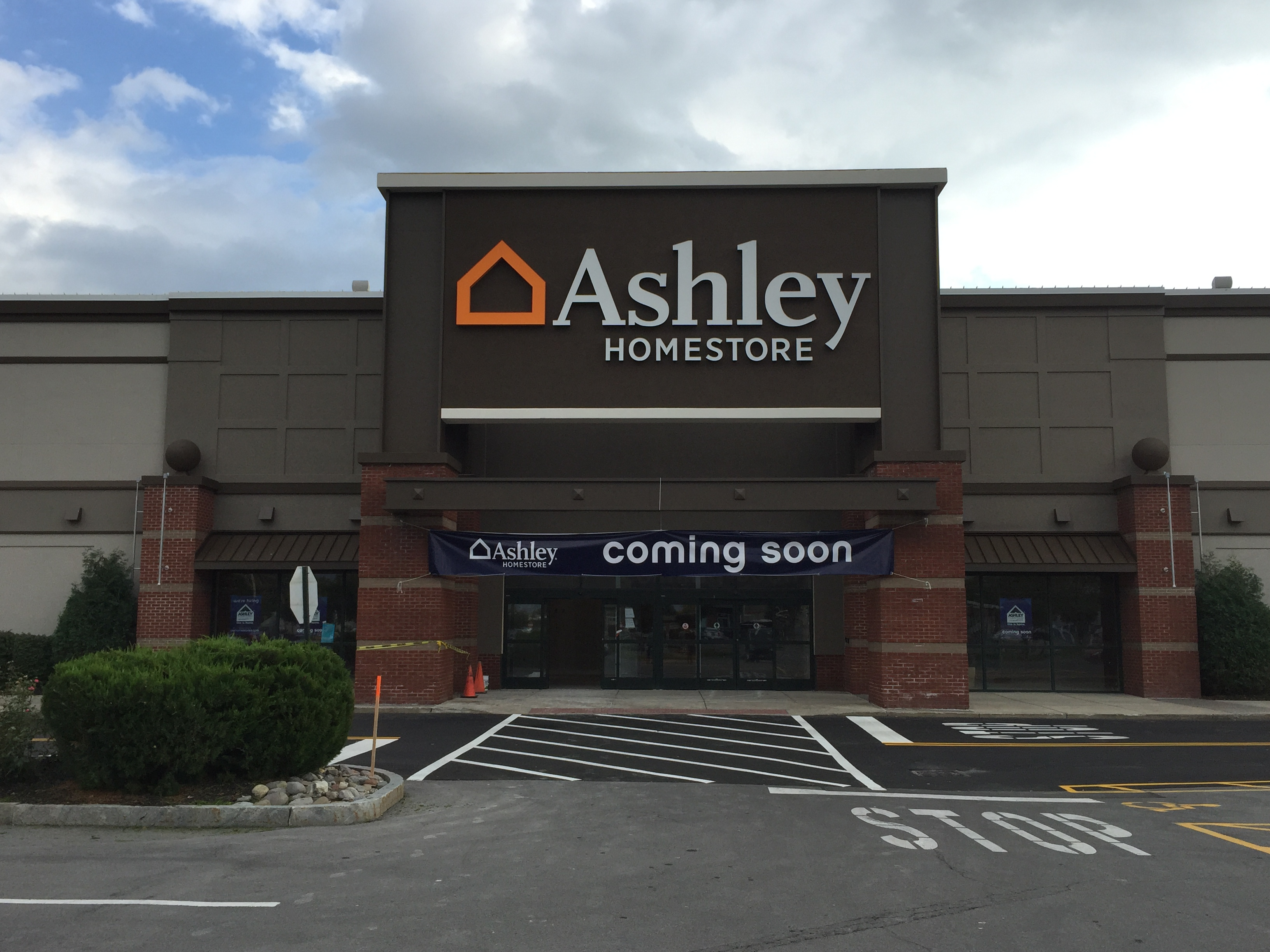 Syracuse – Ashley Homestore | New York, Ohio, Pennsylvania with Ashley Furniture Syracuse Ny
