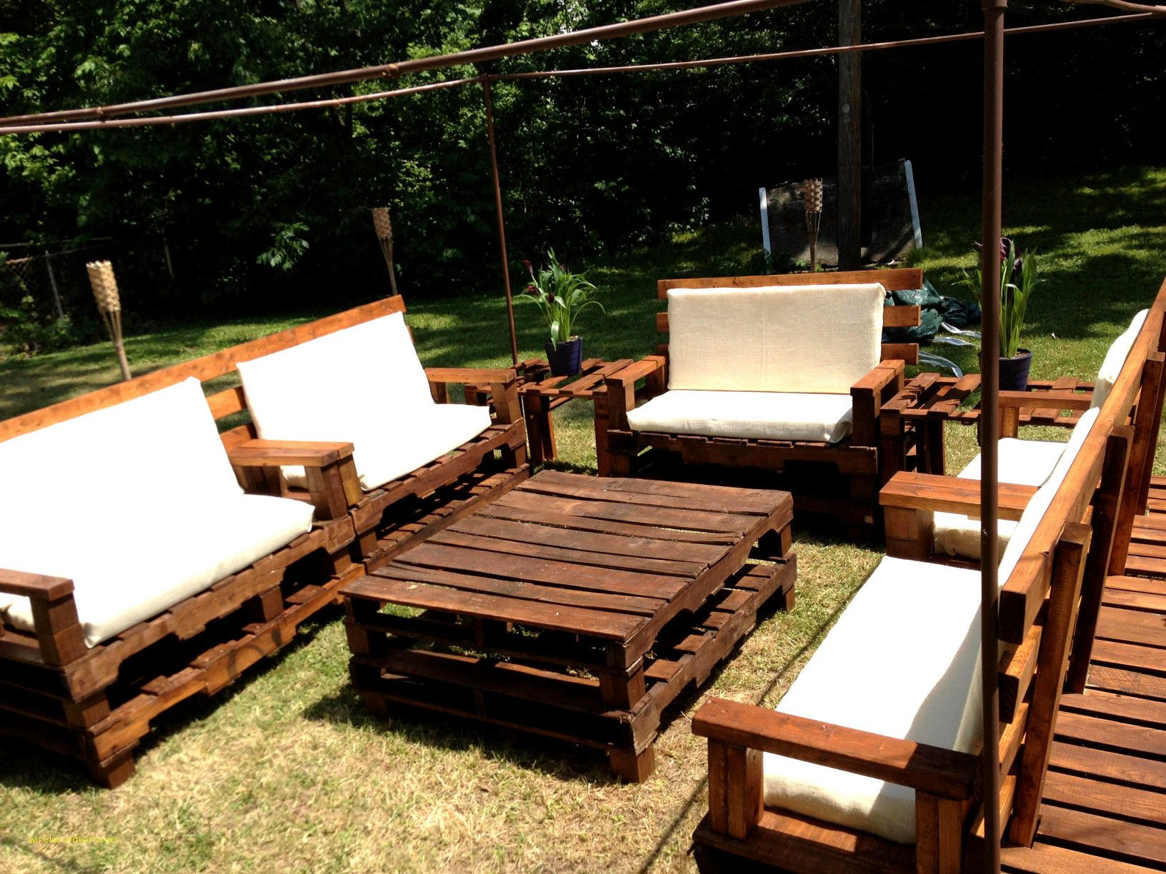 Unique And Awesome Pallet Garden Furniture (With Images with regard to Patio Furniture Out Of Pallets