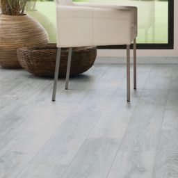 Wickes Shimla Grey Oak Laminate Flooring - 2.22M2 Pack | Oak within Flooring Ideas For Living Room And Kitchen